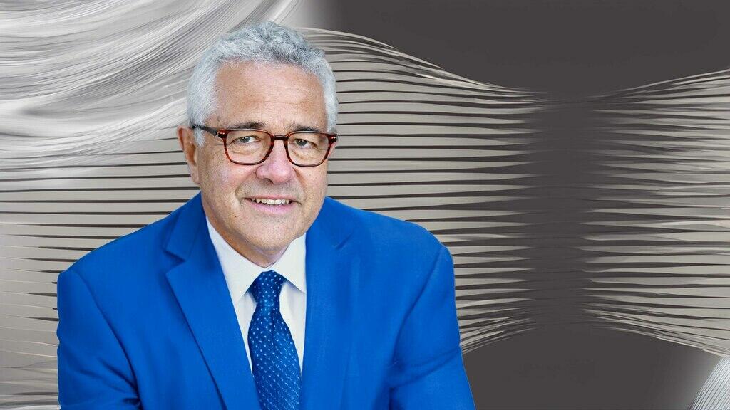 speaker Jeffrey Toobin